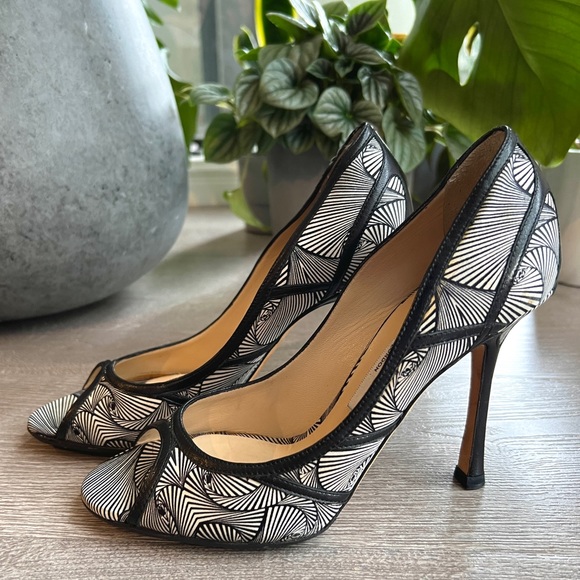 NEW: Jimmy Choo - Open-toe Heels - Black & White Art Deco - 37 EU (7 US) - Picture 2 of 7